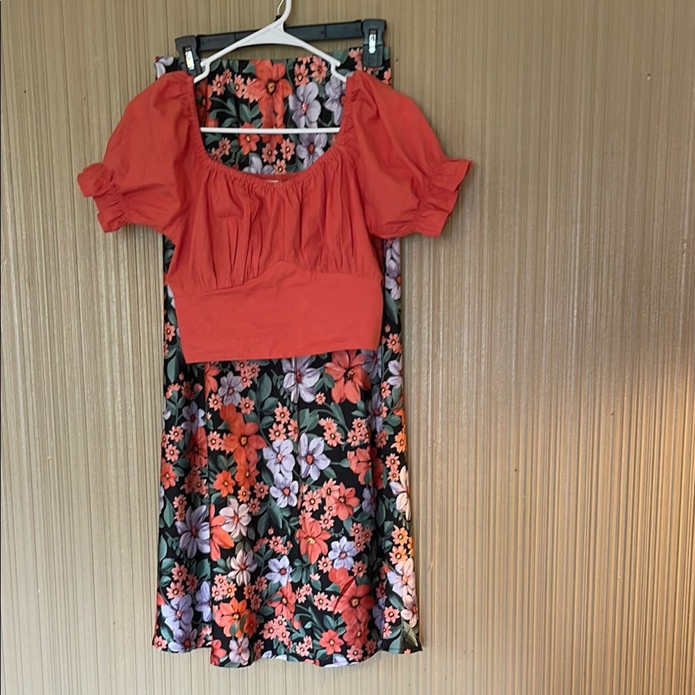 Floral skirt with coral crop top